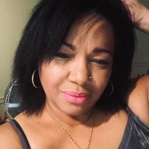 Meet your Posher, Denise